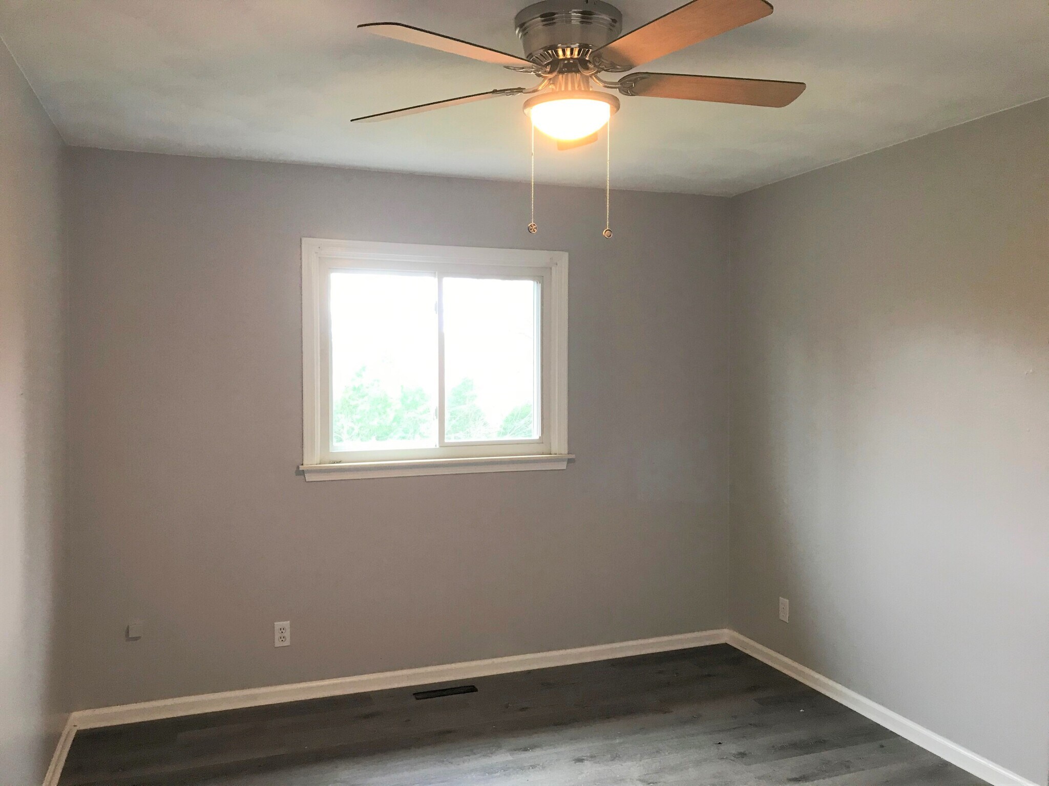 Building Photo - 1014 Willow Hwy