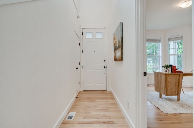 Building Photo - Stunning Bethany Home with 3,111 Sq Ft, Four Bedrooms + Dedicated Office & Covered Backyard Deck