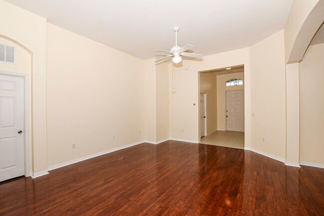 Building Photo - 522 SW Indian Key Dr
