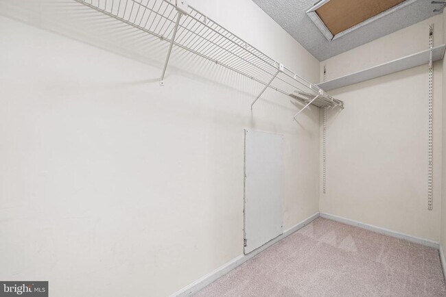 Building Photo - 12109 Green Ledge Ct