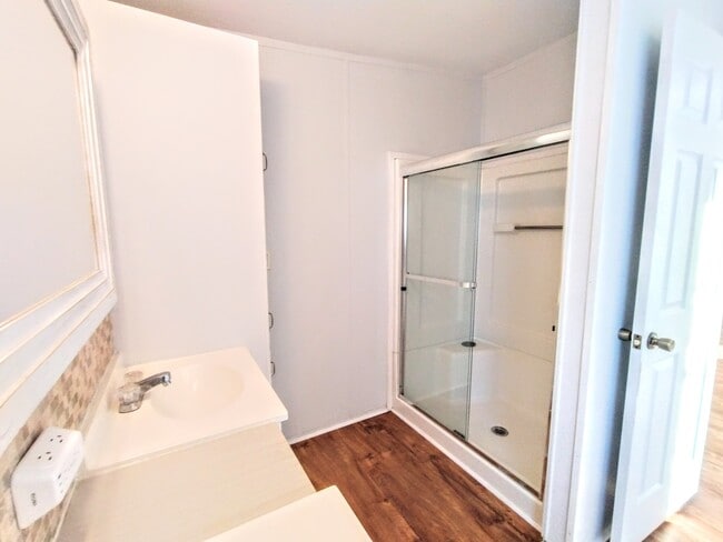 Building Photo - 299 Cayenne St