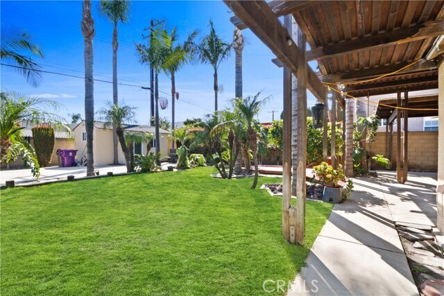 Building Photo - 4512 E Rosada St