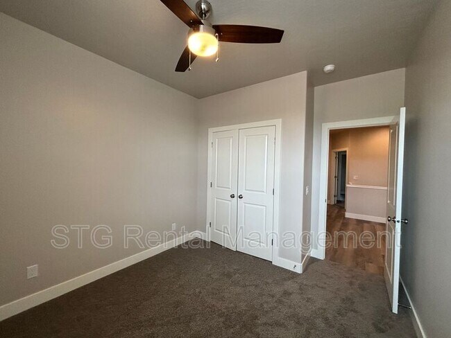 Building Photo - 867 S 4380 W