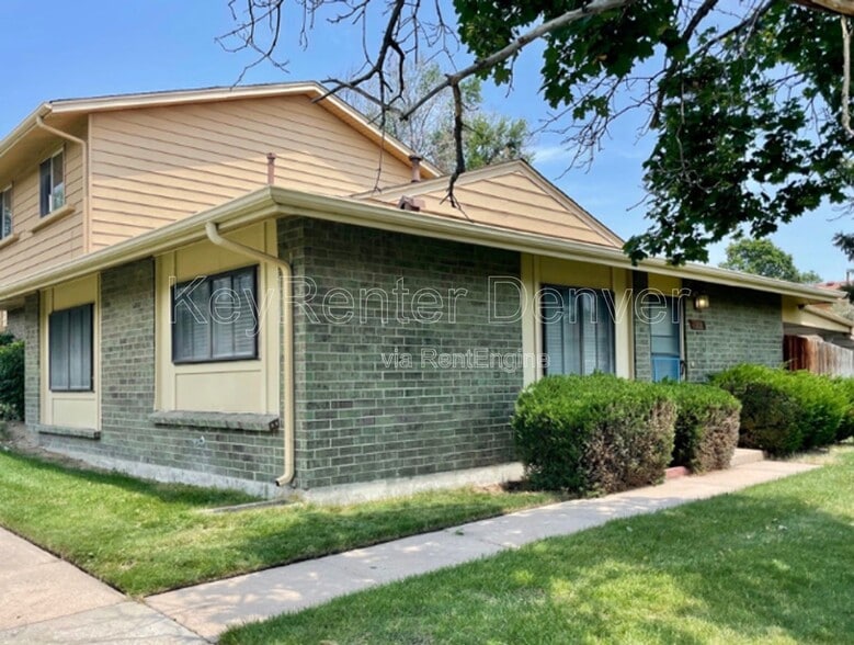 Building Photo - 1199 S Troy St