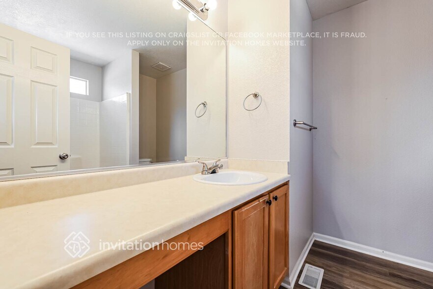 Building Photo - 21166 E 40th Pl