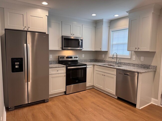 Building Photo - 2074