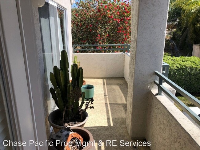 Building Photo - 2 br, 2 bath House - 11829 Spruce Run Dr. #A