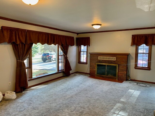 Building Photo - 213 N Berry Pine Rd