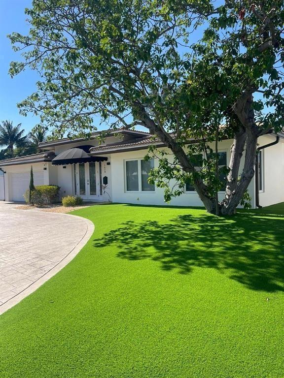 Building Photo - 1419 NE 57th St