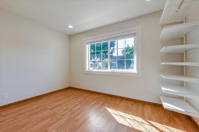 Building Photo - 2651 Poplarwood Way