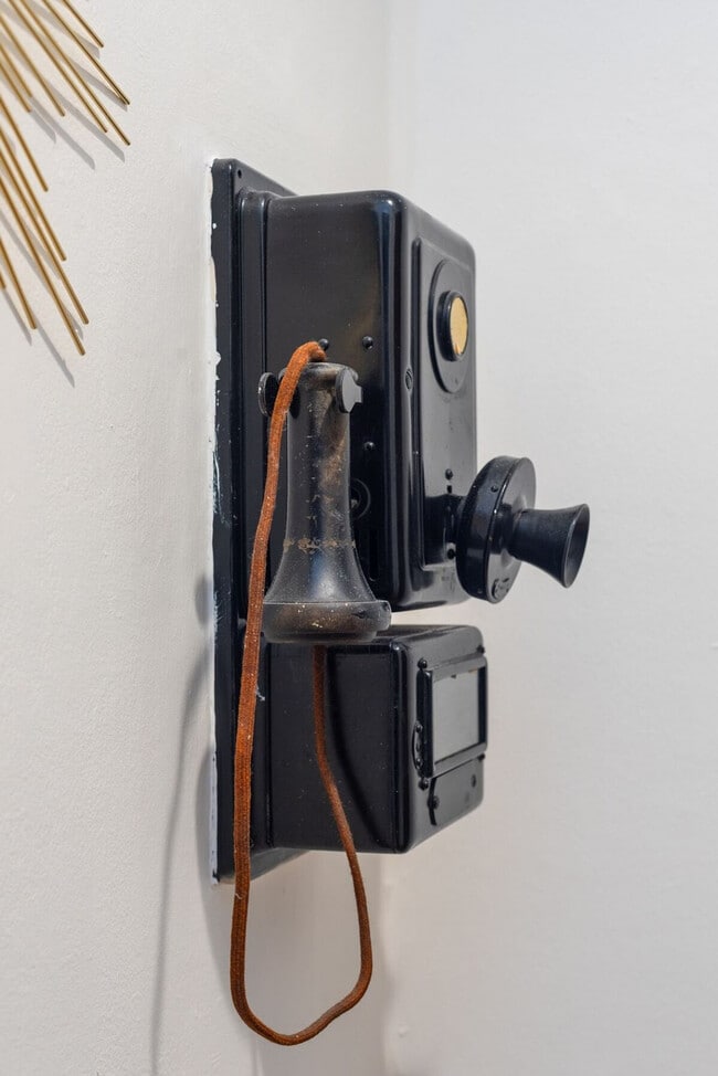 Building Photo - 2015 NW Flanders St