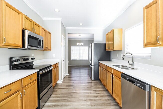 Building Photo - 4611 Meadowfield Rd