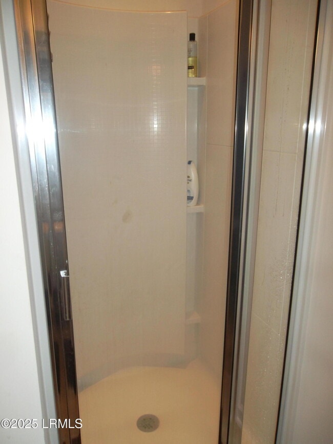 Building Photo - 45 Pennyroyal Way