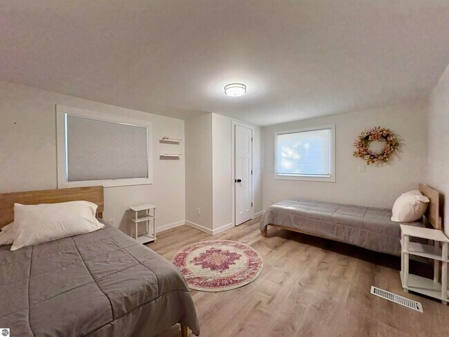 Building Photo - 7638 Skegemog Point Rd