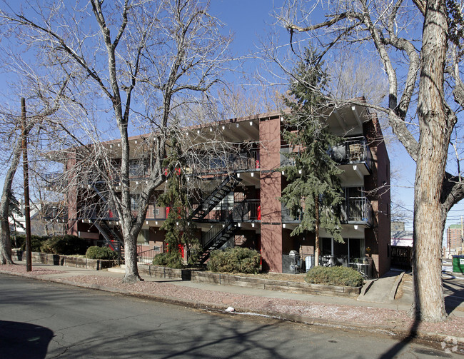 Building Photo - Starlite Apartments