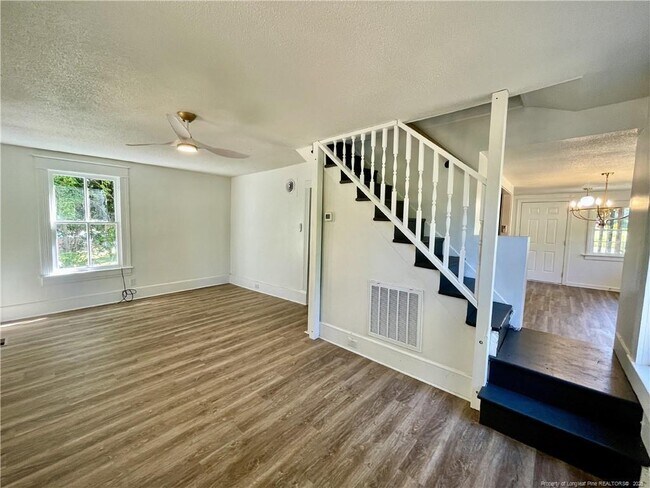 Building Photo - 146 Brewster Hussey Ln