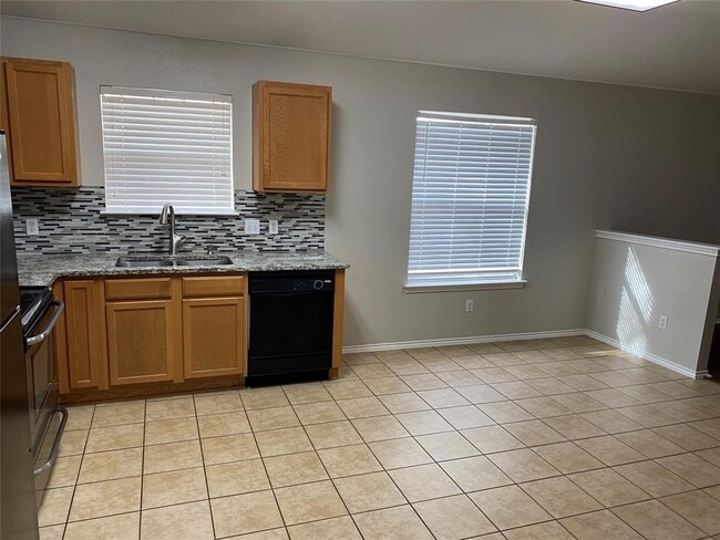 Building Photo - 229 Killian Loop