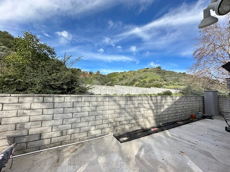 Building Photo - 22930 Banyan Pl