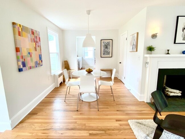 Building Photo - 31 Ziegler Ave