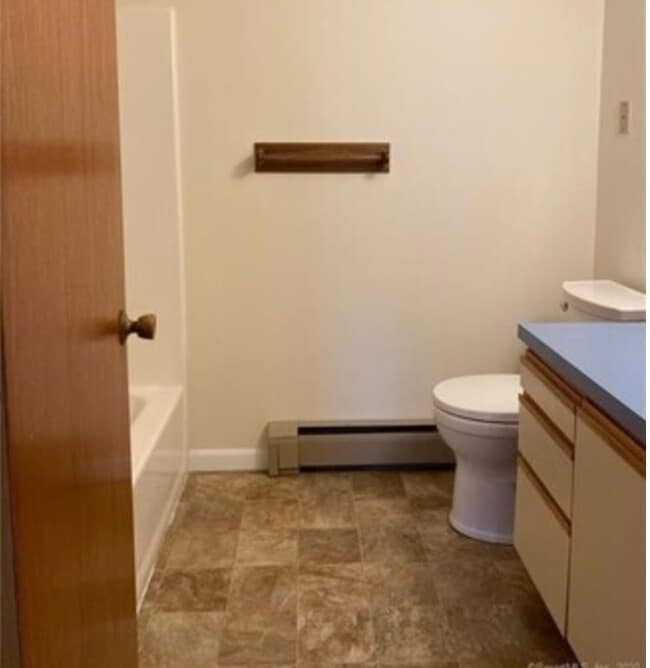 Building Photo - 149 Tanglewood Dr