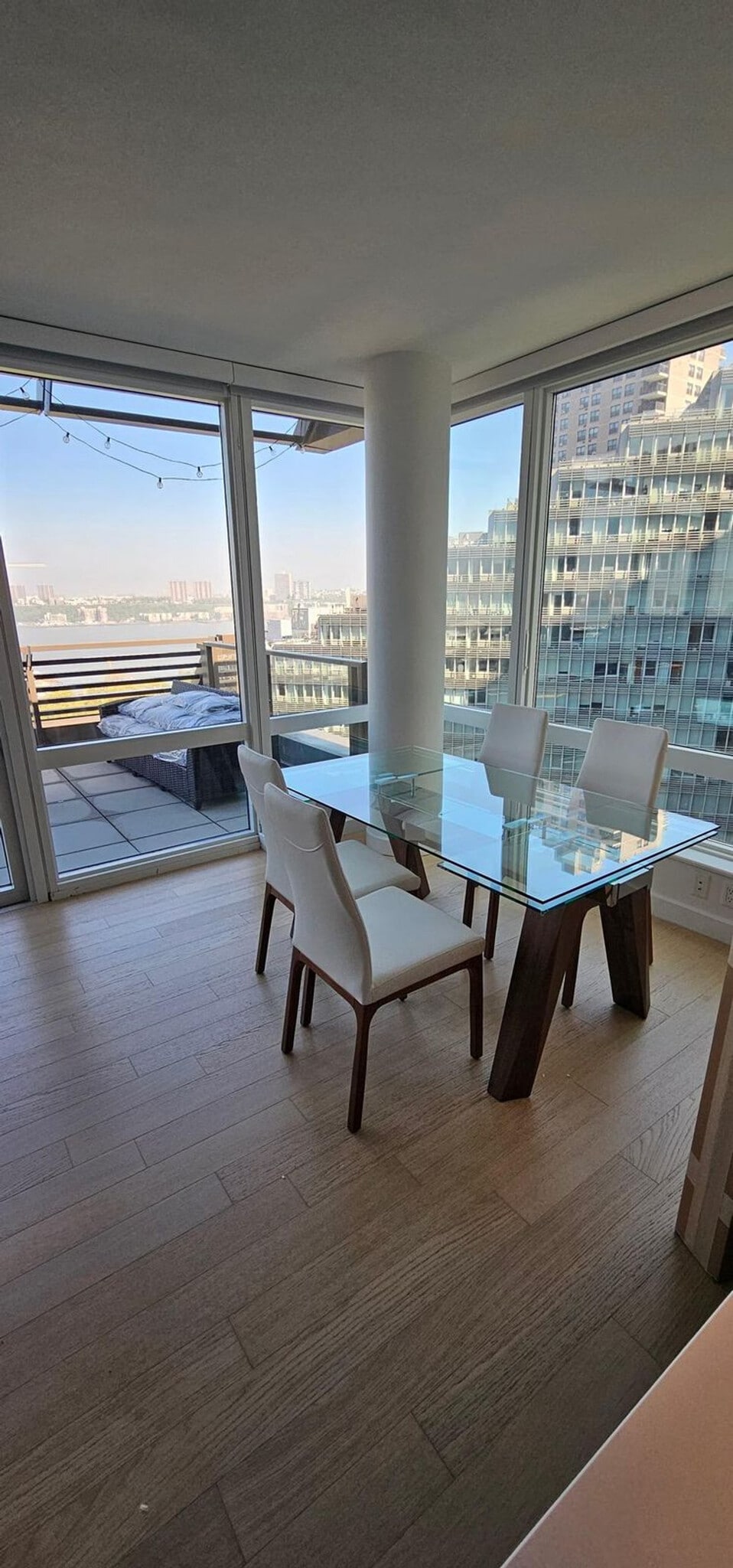 Building Photo - 646 11th Ave