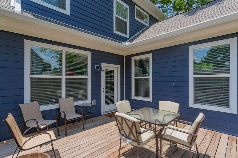 Building Photo - 716 29th Ave N