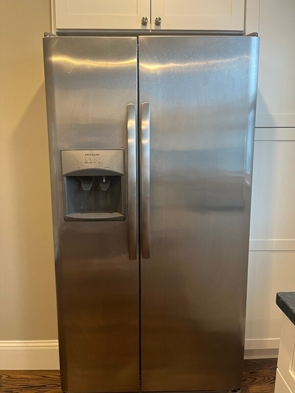 Building Photo - 397 Lincoln Ave