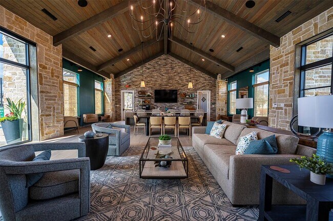 Building Photo - 15107 Sparrows Nest Ln