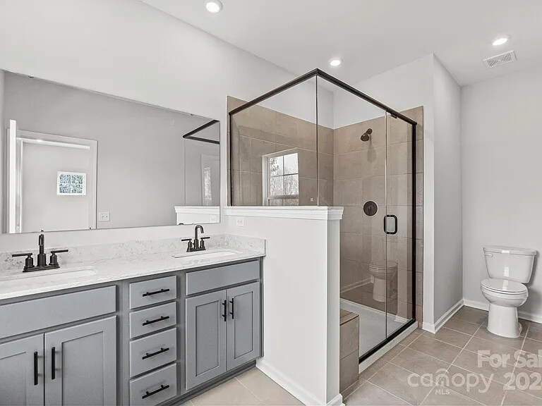 Building Photo - 7105 Brookview Ln