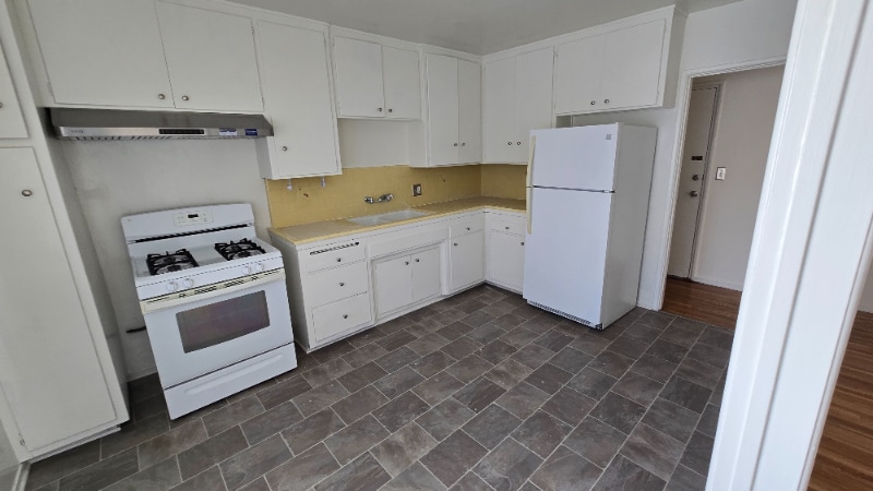 Building Photo - 12015 Lamanda St