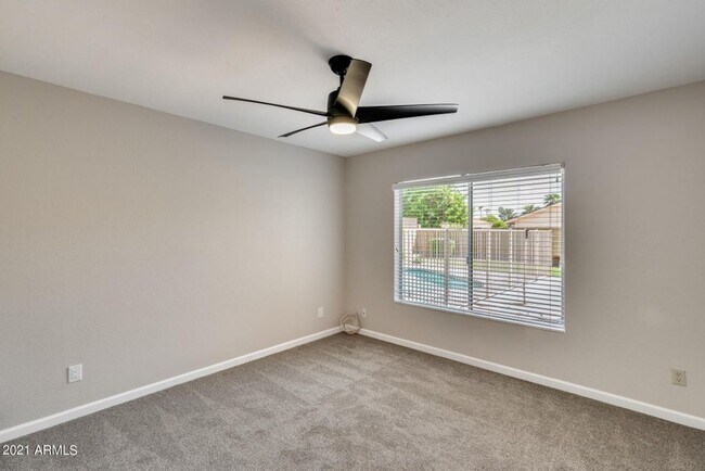 Building Photo - An ABSOLUTE DREAM HOME is waiting for you!...