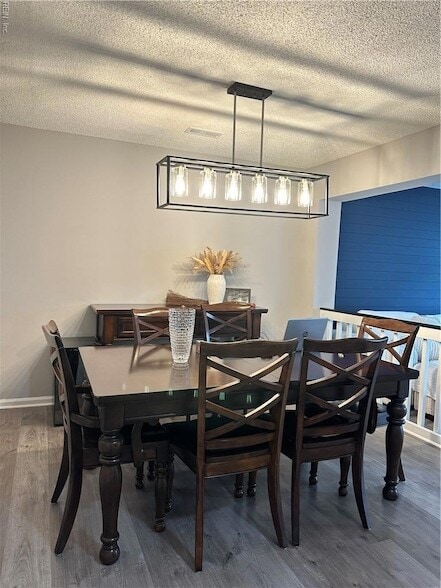 Building Photo - 1536 Sword Dancer Dr