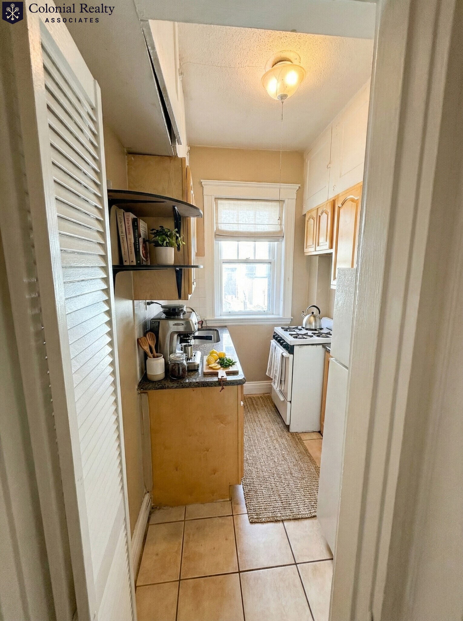 Building Photo - 319 Allston St