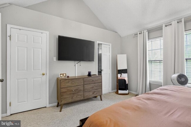 Building Photo - 313 Sage Ln