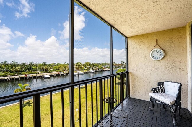 Building Photo - 601 Three Islands Boulevard