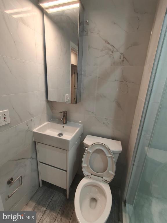 Building Photo - 1113 Wallace St