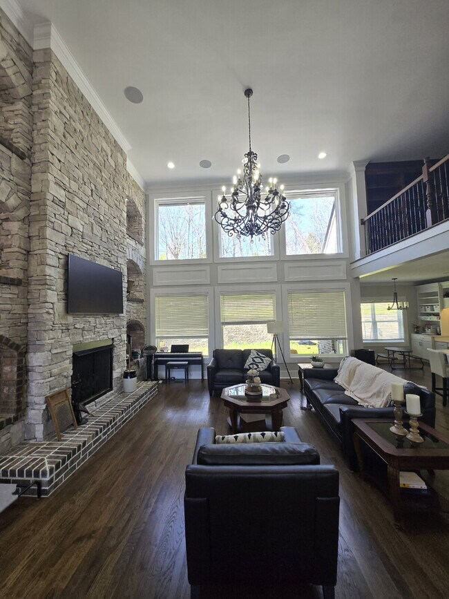 Building Photo - Amazing House In Windstone Available For Prelease