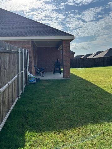 Building Photo - 1115 Quaint Meadow Dr