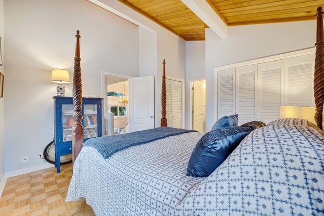 Building Photo - Luxury 4 Bed/4Bath Kailua