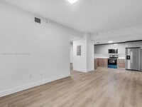 Building Photo - 3728 NW 19th Ave