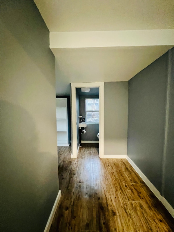 Building Photo - 260 W Chestnut St