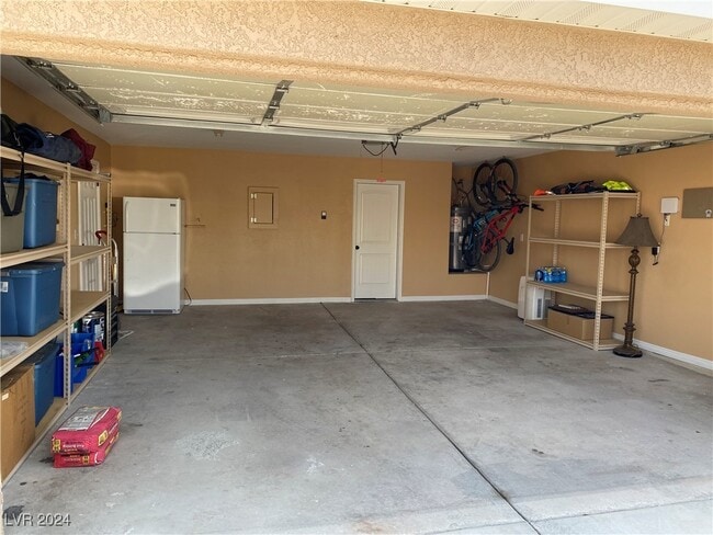 Building Photo - 1005 E McKnight Ave