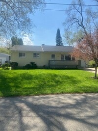 Building Photo - 3634 Roosevelt Cir