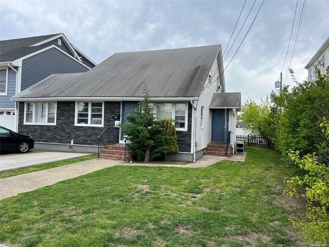 Building Photo - 126 Radcliffe Rd
