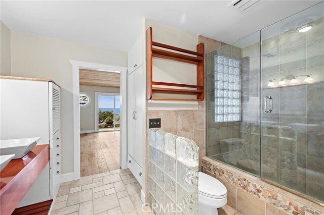 Building Photo - 4022 Calle Marlena