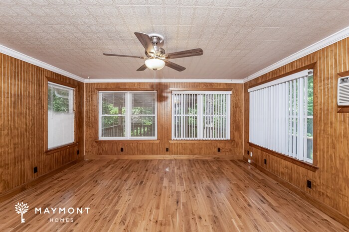Building Photo - 339 Donna Dr