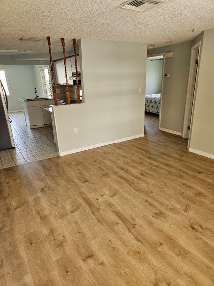 Building Photo - 13803 Michelle Ave
