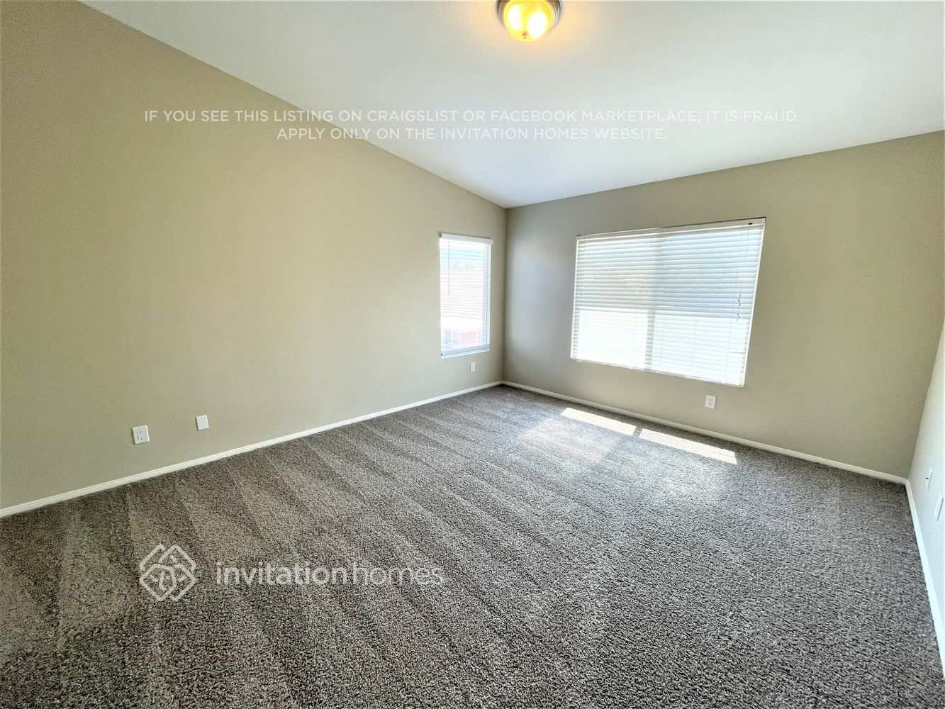 Building Photo - 42515 Coronet Ct