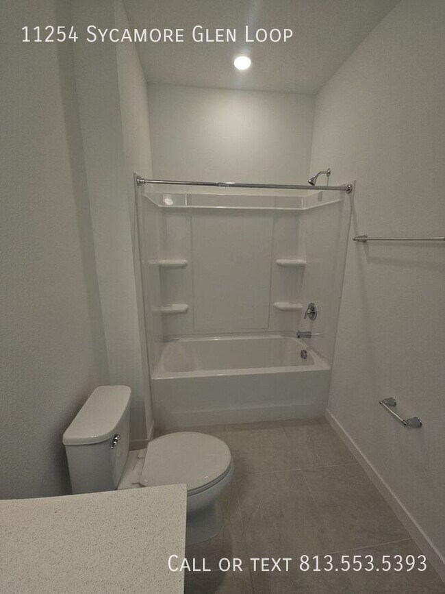 Building Photo - 11254 Sycamore Glen Loop