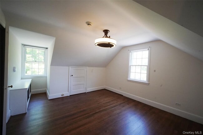 Building Photo - 416 Ridgeway